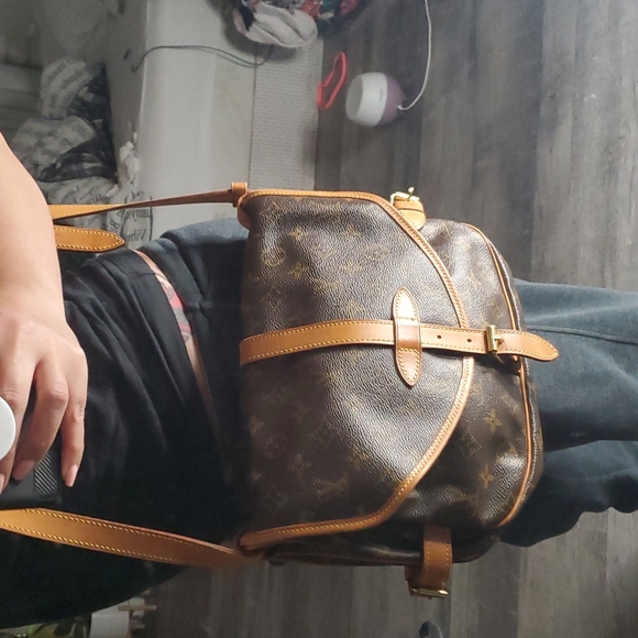 LV Louis Vuitton saumer saddle bag - Picture 2 of 9